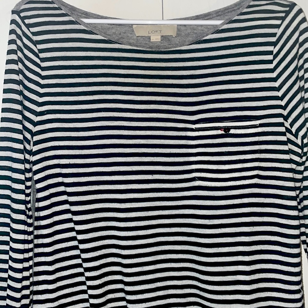 LOFT beyond soft and cute women’s/teens top